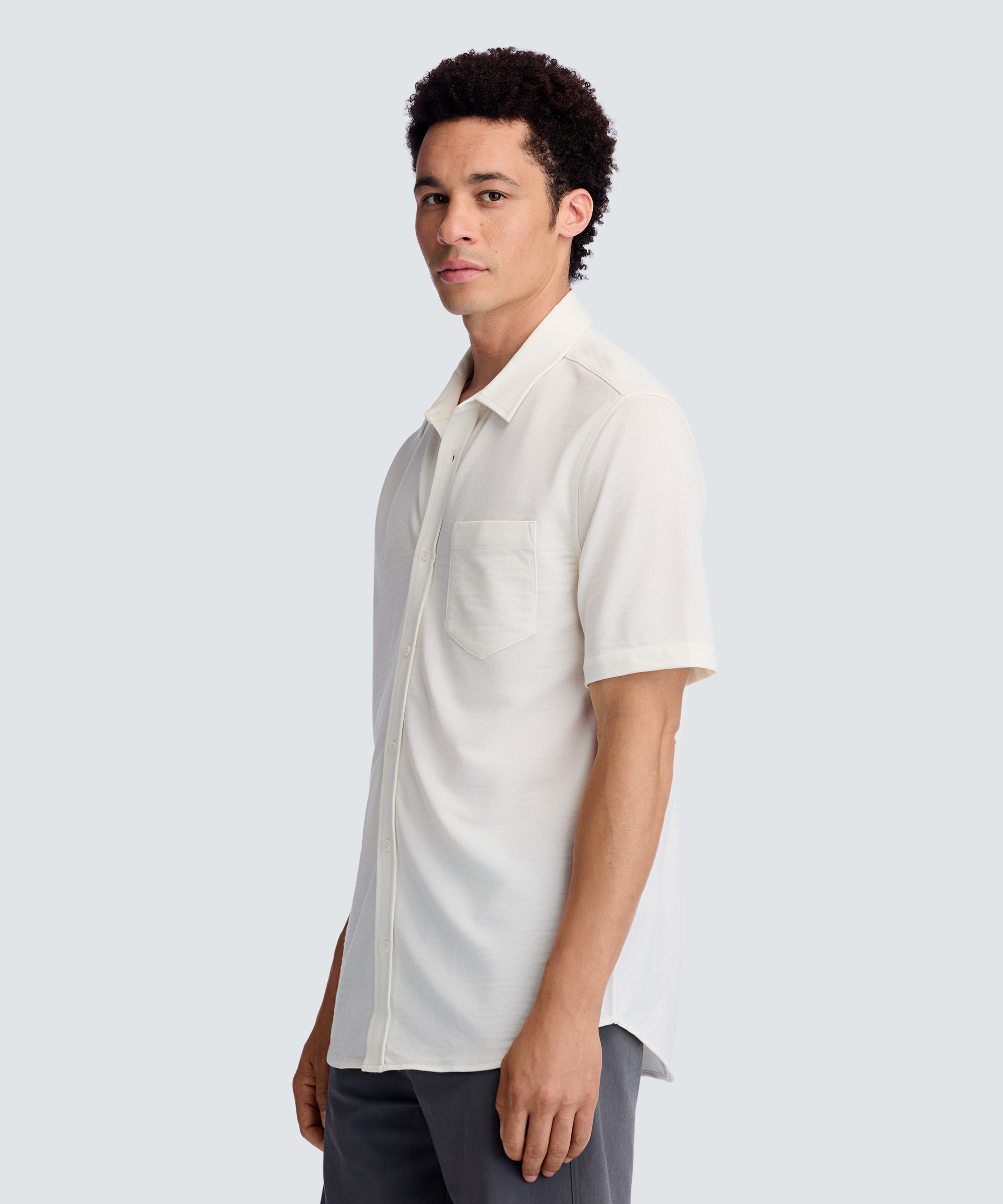 Men's Relaxed Short Sleeve Merino Button-Up